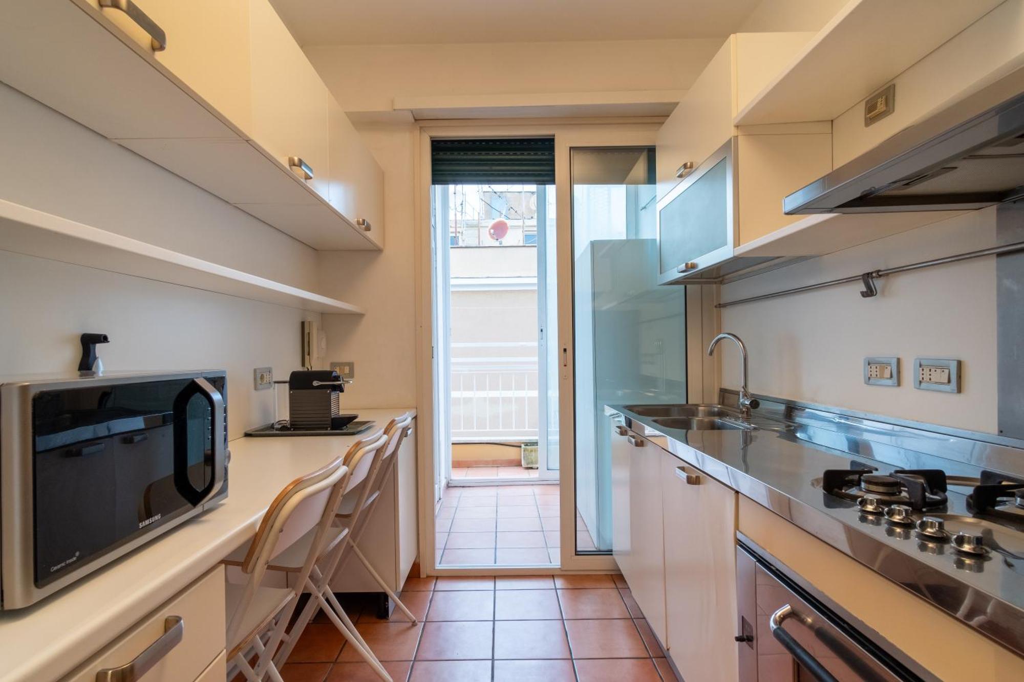 Attic With Terrace And Jacuzzi - Luxury Apartment Roma Exterior foto